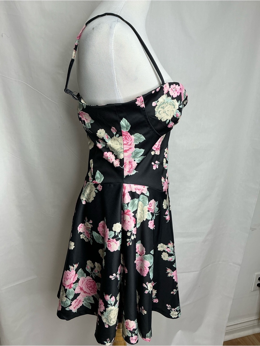 2237 - Ardene Black Mini Dress with Pink & Cream Roses - Picture 3 of 6